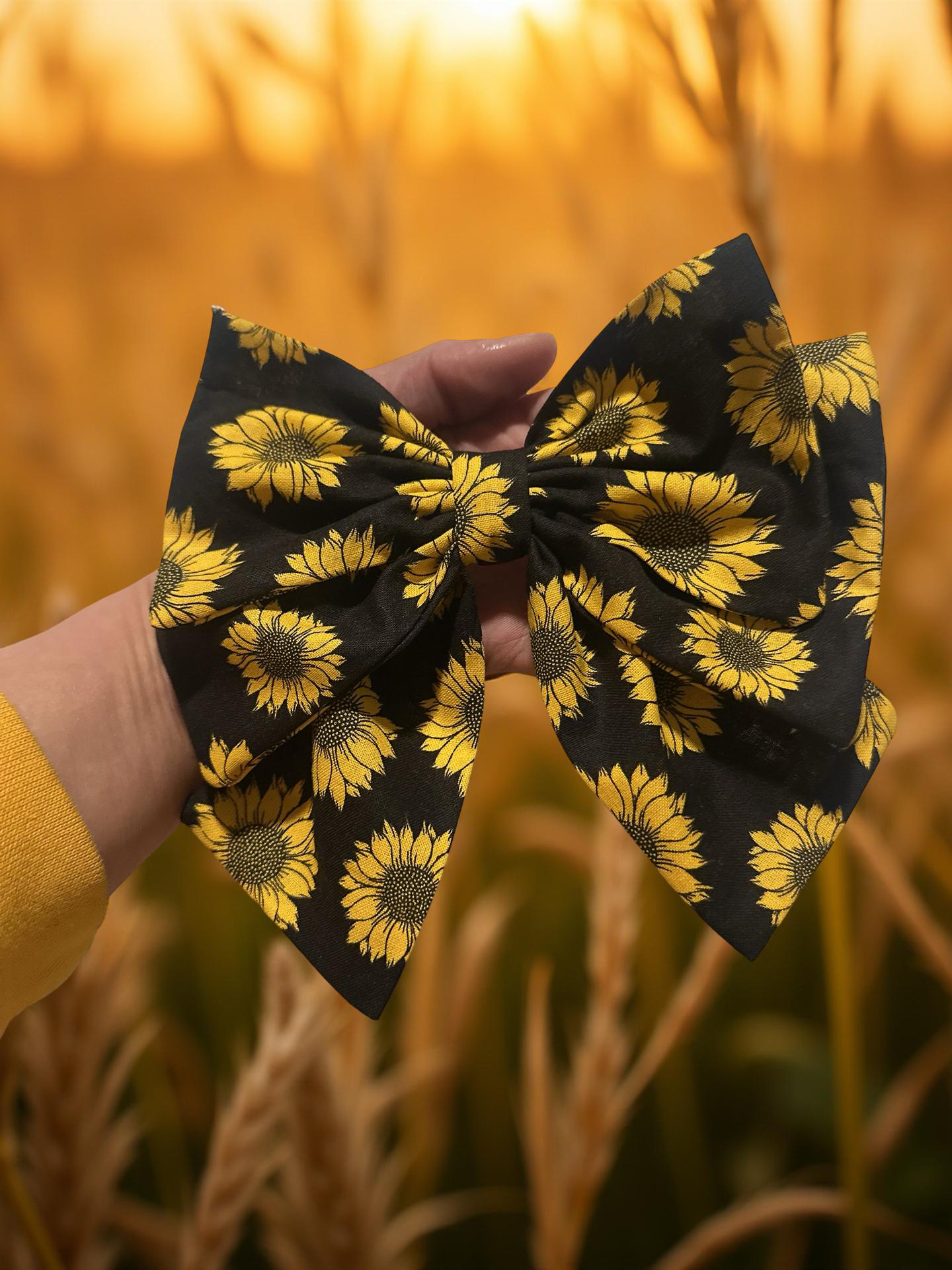 Charming Sunflower Bow - Black with Yellow Sunflower Design for Stylish Outfits