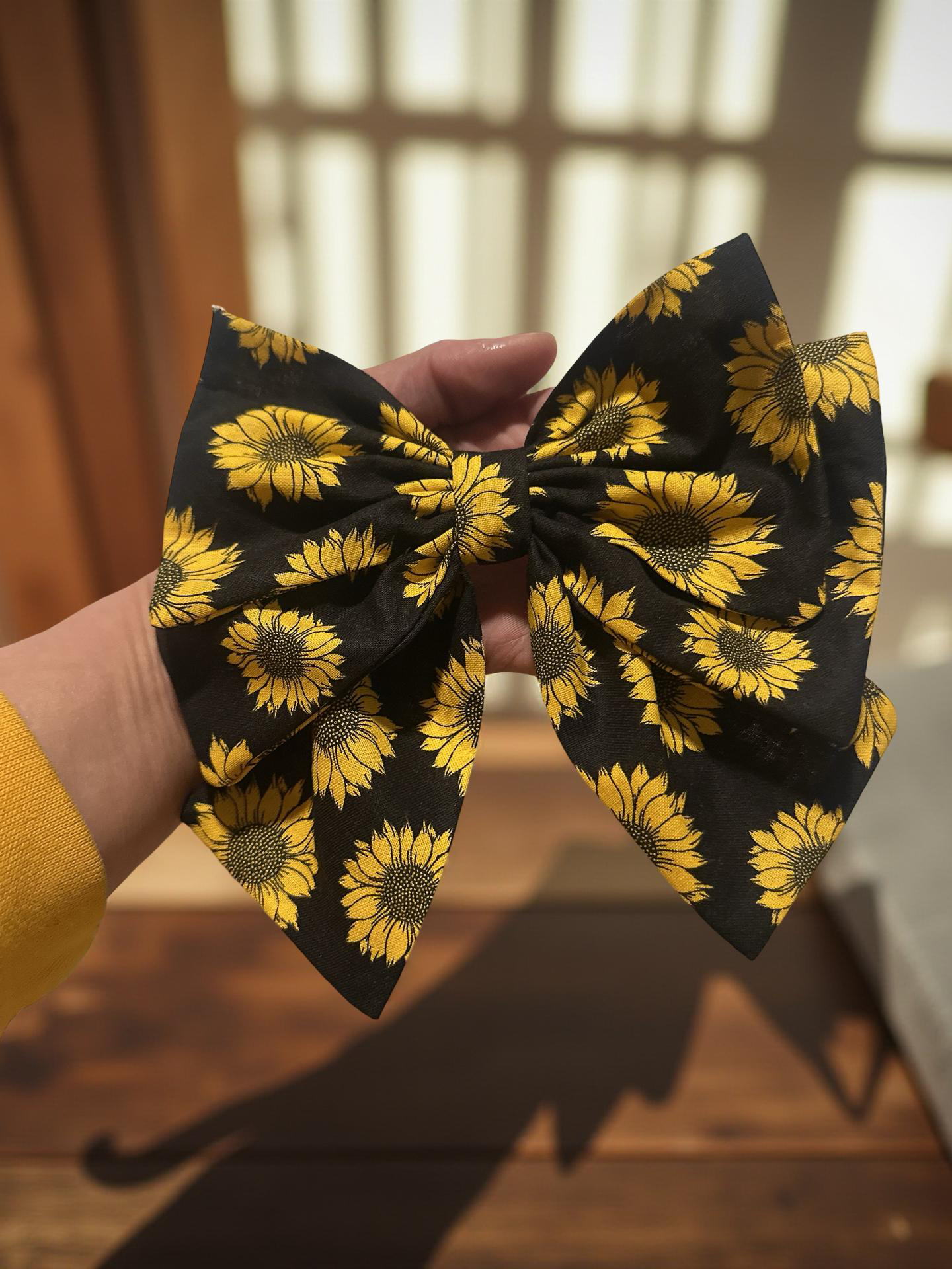 Charming Sunflower Bow - Black with Yellow Sunflower Design for Stylish Outfits